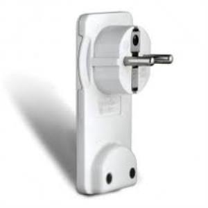 Вилка-невидимка Универсал с/з черная 16А 250В