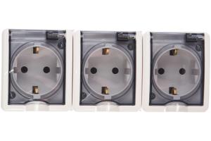 Розетка ЭРА Эксперт 3-ая накладная белая с з/к с крышкой, 11-2405-01, 3х2P+E IP54